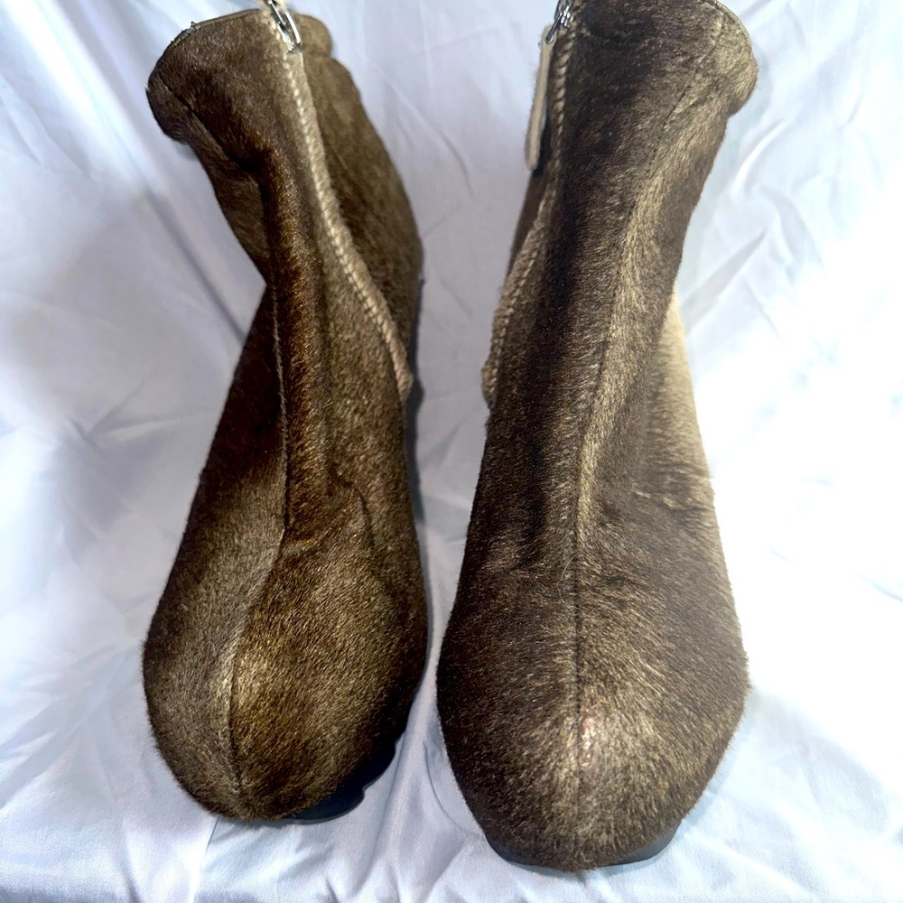 Love these booties!